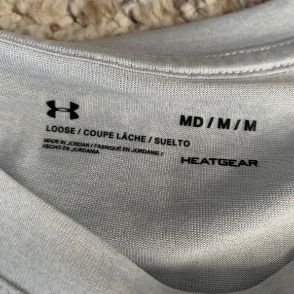 Under armour T-shirt - Picture 2 of 2